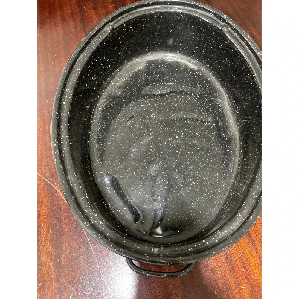 Granite Ware Black Speckled Oval Roasting Pan with Self Basting Lid 13 Inch